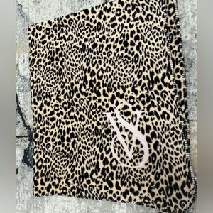 Victoria secret blanket